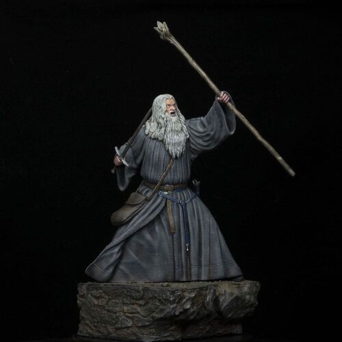 FIGURA GANDALF EN MORIA 18 CMS EL SEÑOR DE LOS ANILLOS